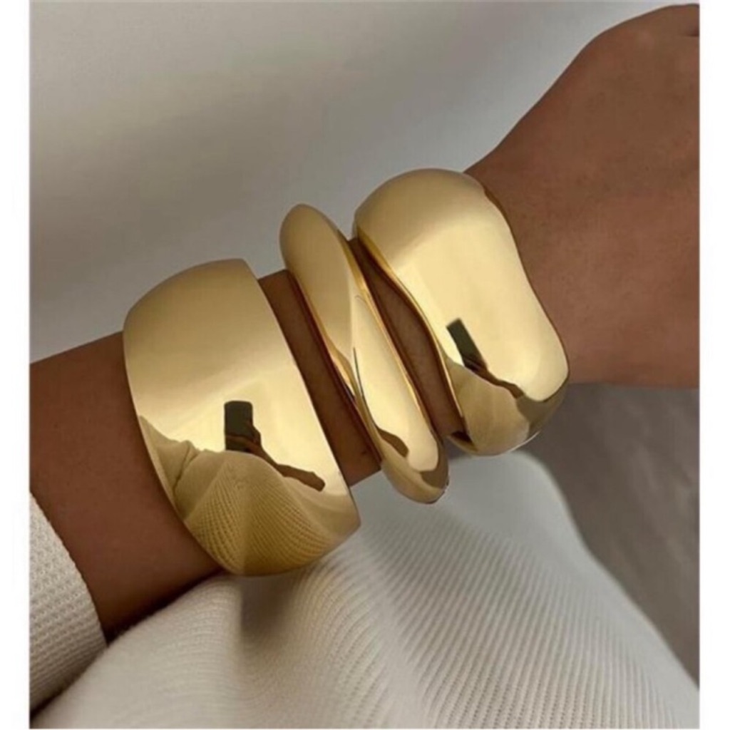 Chunky Gold Bangle Set Wide 14k Plated Stackable Bracelets 45$
